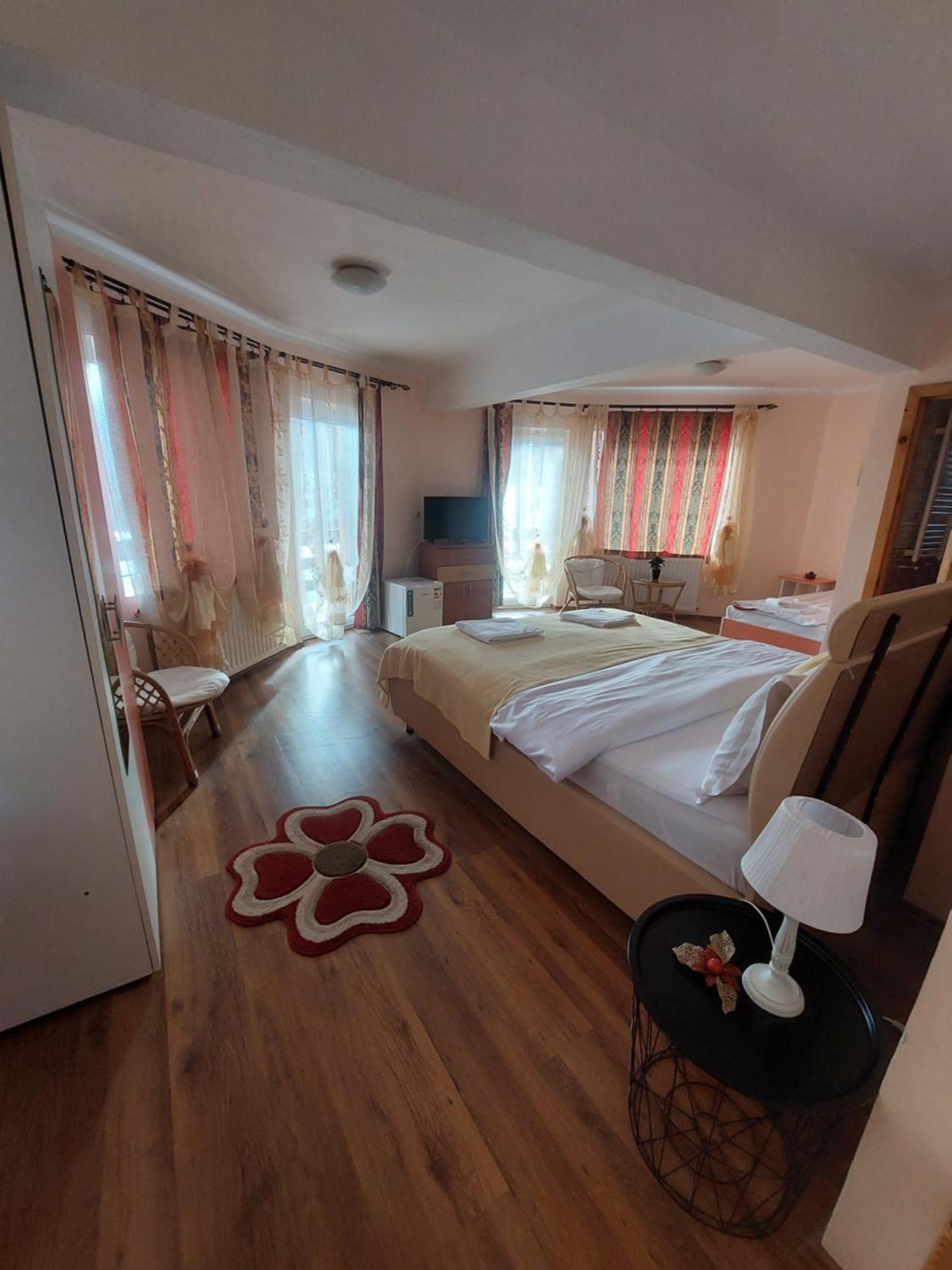 Casa Tamara Ξενοδοχείο Μπραν Εξωτερικό φωτογραφία